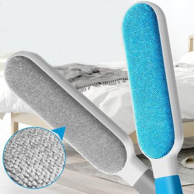 China Viable Self-cleaning Household Hair Remover Pet Grooming Brush Pet Hair Removal Electrostatic Brush for sale