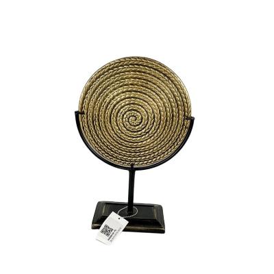 China Eco-Friendly Wholesale Home Decor Factory Handmade Abstract Table Accessories Gold Plated Around Rotary Turbine Desk Ornaments for sale