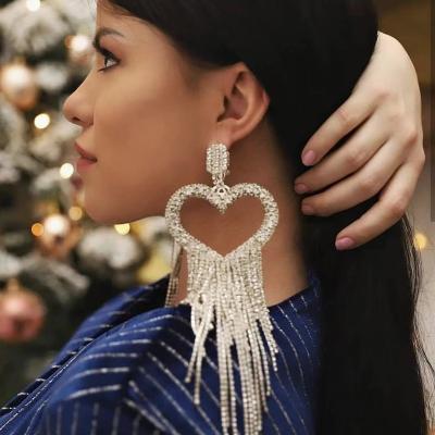 China Alloy Diamond Love Tassel Earrings Women Fashion Romantic Dinner Earrings for sale