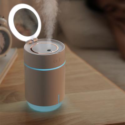 China USB Humidifier AGQ 400ml Large Capacity 2000mAh Battery Desktop Aromatherapy Humidifier with LED Mirror for sale