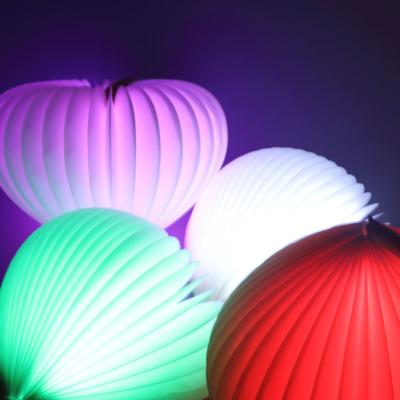 China Contemporary Heart Shape Led Rechargeable Book Light Beautiful Gift Book Lamp for sale