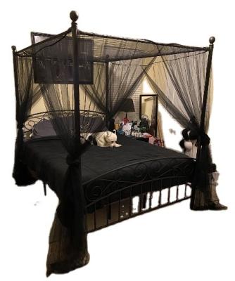 China Folded 4 Poster Bed Hanging Canopy Fits Normal King Size Bed Bed Netting Mosquito Net for sale