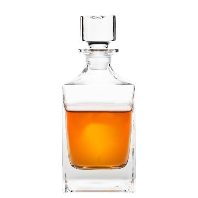 China Handcrafted & Hot Selling Blown Mouth Factory Customized Modern Style Wine Decanter 465ml Whiskey Decanter In Stock for sale