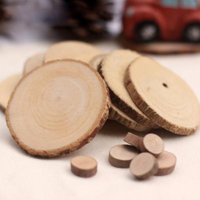 China Europe Mini Assorted Size Natural Color Round Log Discs For Arts Crafts Home Hanging Decorations Tree Bark Wooden Slices for sale