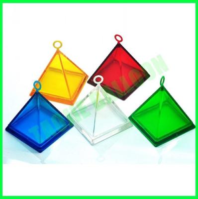 China 35 gram pyramid shape balloon weight, plastic balloon weight pyramid for sale