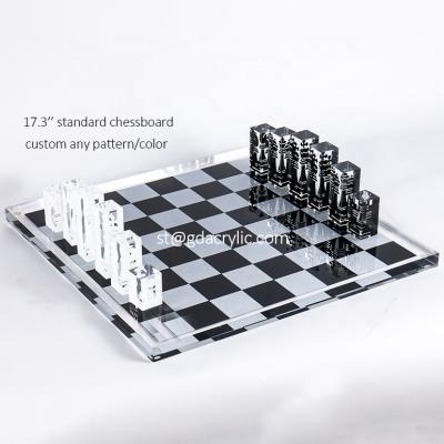 China High-end wholesale transparent lucite chess portable satom acrylic crystal lujo ajedrez chess board set for sale