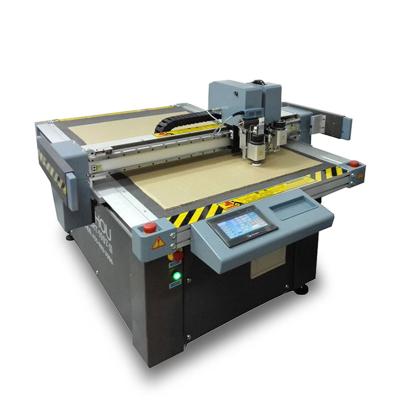 China Ruizhou High Precise 1000mm*700mm CNC Cutting Machine For Packing Products for sale