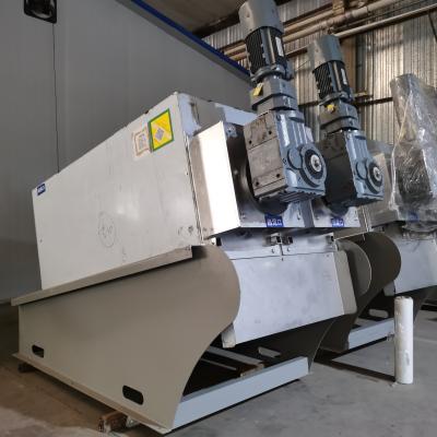 China Cost effective dewatering sludge machine dyehouse deslime dewatering machine sludge dewatering screw press for sale