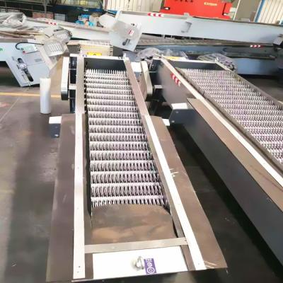 China Mechanical hotel waste rack raked bar screen machine sewage treatment grill bar screen coarseautomatic fine cleaning machine for sale