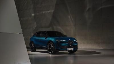 China El primer coche eléctrico compacto Alfa Romeo Junior Electric con 54,8kwh de batería y una potencia máxima de 158kW, hasta 345 millas de alcance en venta