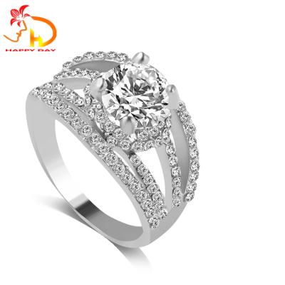 China Classic Top Fashion Custom Design Woman Gold And Silver Diamond Ring for sale