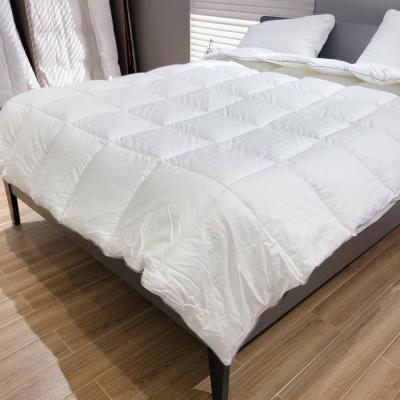 China Custom Home Luxury Canada Amazon 300T King Size New Material Queen White Down Alternative Washable Microgel Duvet Cotton Comforter for sale