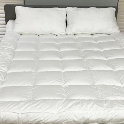 China Soft Mattress 10cm Plush Custom Made Soft Topper Cotton Cover Fix Bed Topper Attic 3cm 6cm 8cm for sale