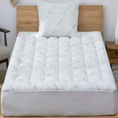 China Breathable Bamboo Mattress Topper Protector Rayon Cover Fitted Deep Pocket Mattress Pad for sale