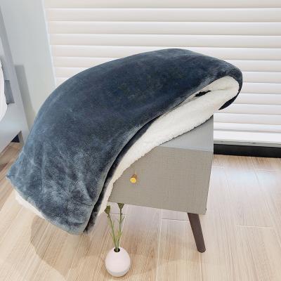 China Antistatic Kiing Sherpa Fleece Sofa Outdoor Use Cheap Winter Throw Blankets for sale