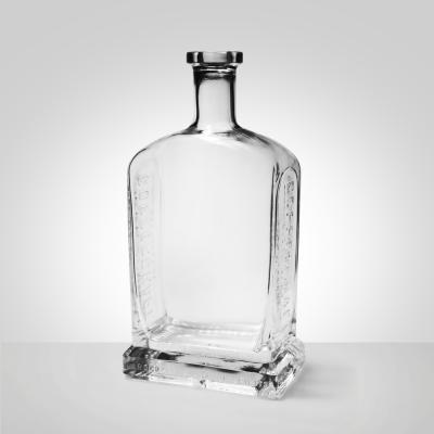 China OEM Customized Glass Bottles For XO Bourbon Whiskey for sale