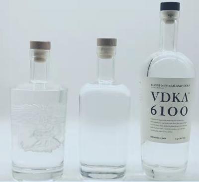 Κίνα 1000ML 1750ML 3000ML κενή εκτύπωση οθόνης βότκας αποτυπωμένη σε ανάγλυφο μπουκάλι προς πώληση