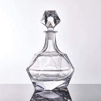 China 21.5mm Alkohol-Dekantiergefäß-Flasche Barware Diamond Cut Crystal Whiskey Decanter zu verkaufen