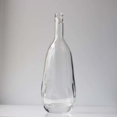 China Plastikkappen-schraubende Kappe Abziehbild-Malerei-leere Brandy Bottles 1750ml 3000ML zu verkaufen