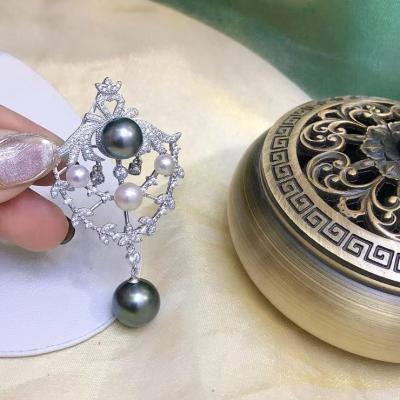 China Real CLASSIC 6-10mm Natural Color Tahitian Black Pearl With 925 Sterling Silver With Gold Plated Pin For Gift for sale