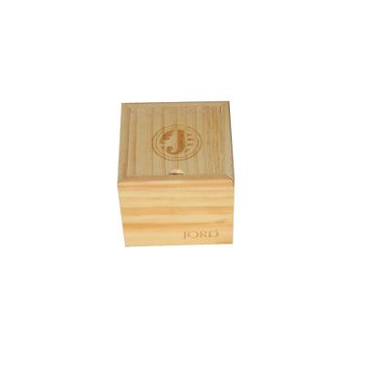 China Custom Order Wooden Jewelry Box Handmade Plain Slipping Lid Necklace Wooden Bead Box for sale