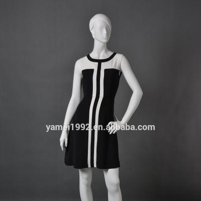 China Female Abstract Maternity Mannequin in Matte White for sale