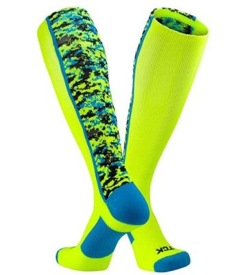 China Sustainable Sports Elite Digital Camouflage Over Calf Performance Socks Could Be Customized Low MOQ for sale