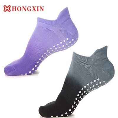 China Sustainable Women's Yoga Socks with Handles for Pilates Barre Ballet Dance for sale