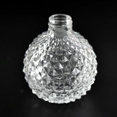 China Home Decoration Luxury Diamond Effect 220ml Glass Cylinder Luxury Bottle For Home Deco for sale