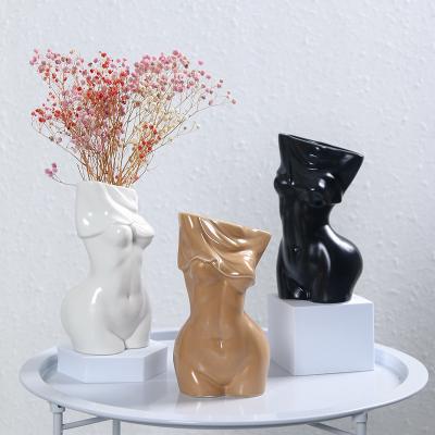 China Minimalist YunChuang Nordic Creative Black And White Body Ceramic Vase For Party Decoration Wedding for sale