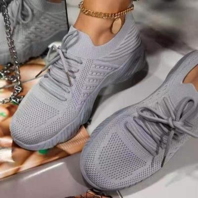 China CUSHIONING 2021 women's shoes mesh flat sneakers driving breathable single women woven running shoes shoes for sale