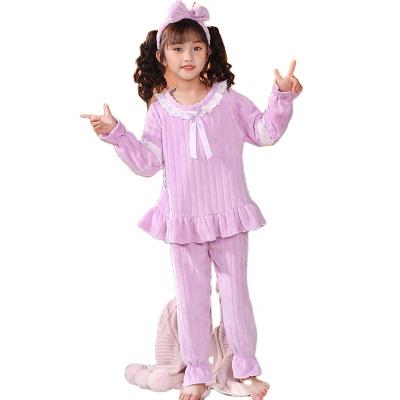 China Autumn and winter children's thermal pajamas, older girls, thickened flannel long-sleeved suit, home service for sale