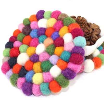 China 10*10cm Handmade Round Square Cup Coaster Mat Trivet Table Wool Felt Handmade Heat Resistant Ball Coasters for sale