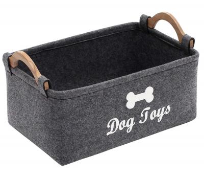 China Pet Felt Cute Viable Toy Box and Dog Toy Box Felt Storage Basket with Wooden Handle for sale