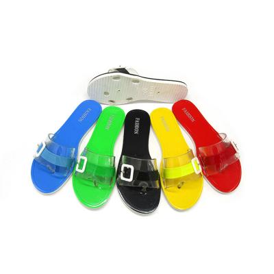 China Custom fashion trend summer beach ladies sandals women freeze plastic flat sandals PVC strap freeze sandals for sale