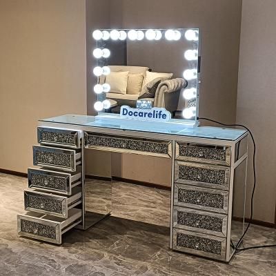 China (Other) adjustable actions in the USA! Docarelife Modern Bedroom Furniture Hollywood Mirrored Glass Vanity Table With Lighted Makeup Mirror for sale