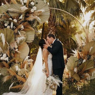 China Weding Home Decoration Wholesale Best Selling Real Natural Touch Dried Flowers Plants Dried Fans Palm Leaves For Wedding Decoration for sale