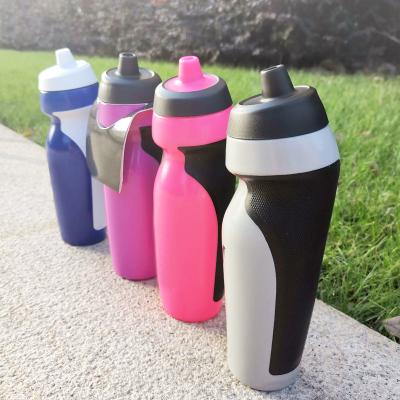 China ARMEEGO BPA Free Sustainable PE 650ml Custom Plastic Bottles Squeeze Sport Water Bottle With Spout for sale