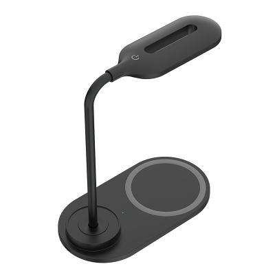 China Modern High Quality 10W Qi Wireless Charging 2 in 1 Wireless Charger Led Desk Lamp Desk Lamp for sale