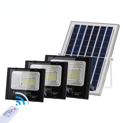 China 2023 New 2023 Solar Powered Theme Park Flood Light Waterproof Solar Powered Outdoor IP65 Garden Led Reflector Solar Flood Light for sale