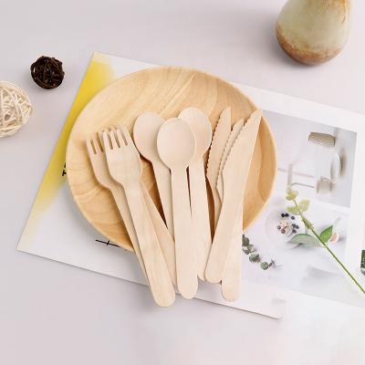 China Disposable Natural Biodegradable Disposable Wooden Tableware/Spoon/Fork/Knife for sale