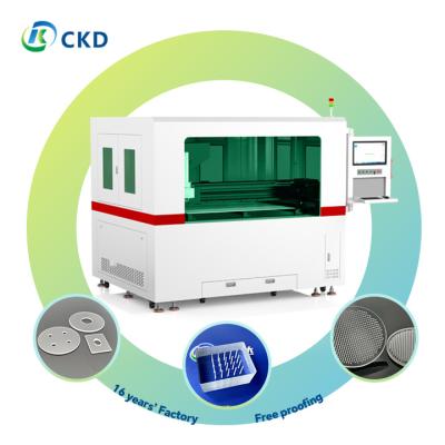 中国 2D Pattern Generating 100W Laser Drilling Machine With Over 500Kg Load Capacity 販売のため