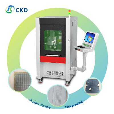 China CLC-100 Máquina de corte por láser de fibra de 100W con sistema de control CNC y refrigeración por agua en venta