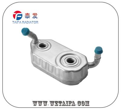 Cina Alti 096 409 efficienti sostituzione TF-1058 TS16949 del radiatore dell'olio di VW di 061 E approvata in vendita