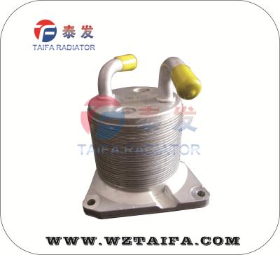 Cina Un radiatore dell'olio di 7200756 trasmissioni per Nissan Altima/canaglia/canaglia scelta/Sentra in vendita