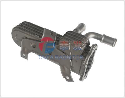 Chine Refroidisseur 038131513AD de RGE de VW PASSAT B6 1.9TDI 05-11 de gaz d'échappement à vendre