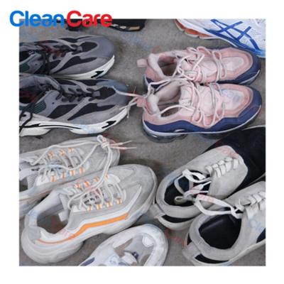 China International second-hand clothing supplier of China children's shoes used branded children used sport shoes pack used school shoes for kids for sale