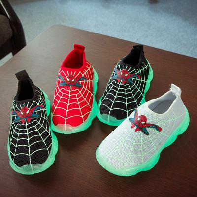 China New Arrival Round Hot Sale Children Sports Shoes Night Light Up Mesh Kids Sneakers for sale