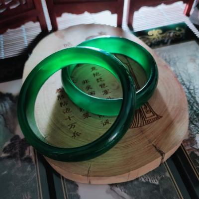 China Eco-friendly Natural Green Jade Bracelet Manufacturers Sales for sale