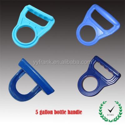 Cina Plastic bottle handle for moving 3-5 gallon bottles in vendita